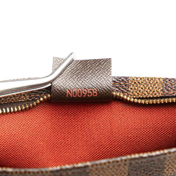 LOUIS VUITTON Brown Damier Leather Shoulder Bag - Picture 10 of 10